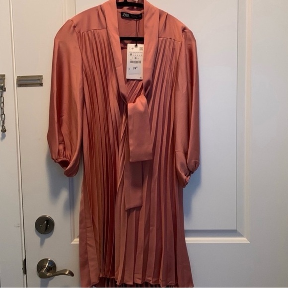 NWT Zara Dress new with tags! - Picture 3 of 4